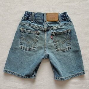 2006 Levi’s Y2K Distressed Faded 100% Cotton Denim Loose Fit Blue Jean Shorts 5